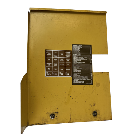 Plåt vid säkringslåda